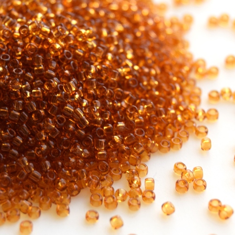 Бисер Тохо круглый 15/0 0002C янтарный/Toho round