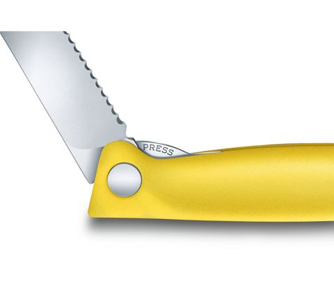Нож кухонный складной Victorinox Classic, 110 mm, Wavy Edge, Yellow (6.7836.F8B)