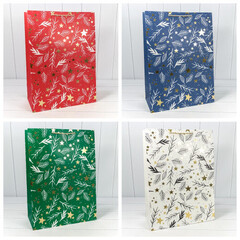 
          Пакет подарочный 40 х 55 х 20 см Набор 4 шт "Новый год" с тиснением (Микс)