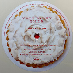 Виниловая пластинка. Katy Perry - Smile (Cream Vinyl)