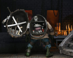 Фигурка NECA Universal Monsters x Teenage Mutant Ninja Turtles: Ultimate Leonardo as The Hunchback