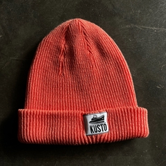 Шапка Kusto Short Cranberry