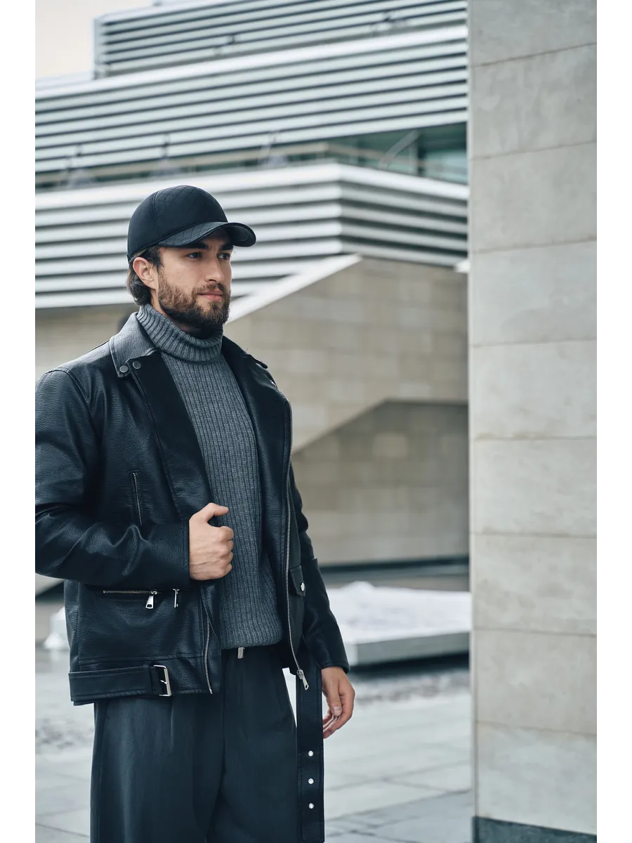 Кепка утепленная с ушками плащевка полустёганая