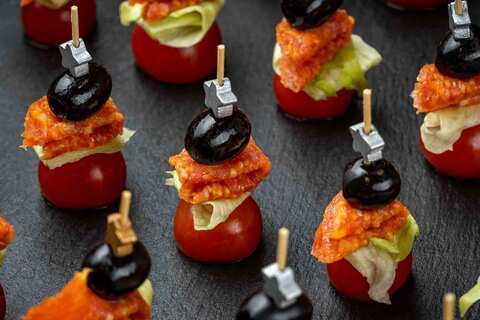 Канапе с пеперони, 20 шт.