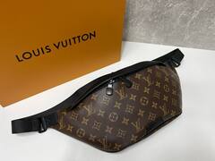 Поясная сумка Louis Vuitton Discovery PM канва Monogram Macassar