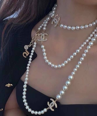 Бусы Chanel