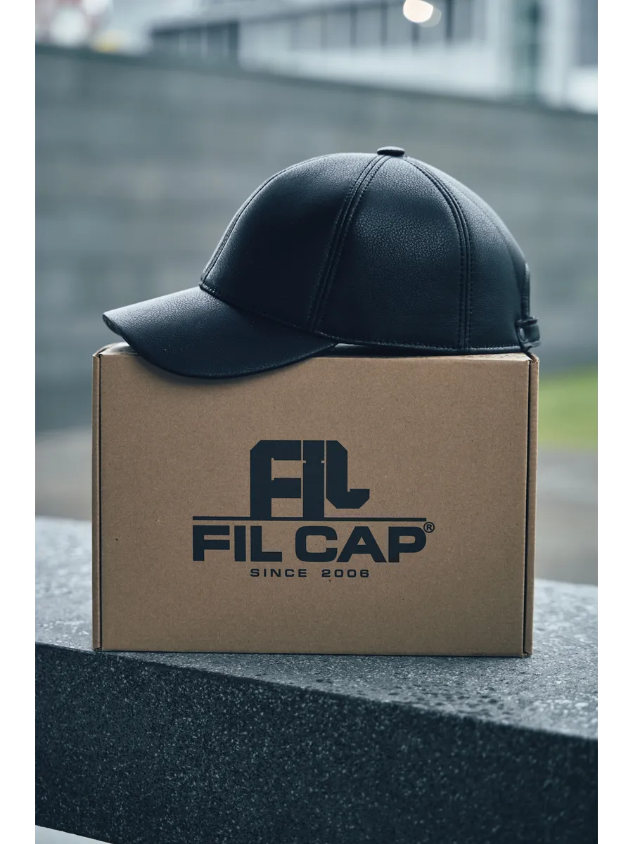 Кепка утепленная с ушками из эко кожи