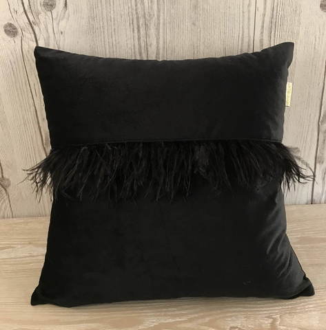 Наволочка 45х45 Sofi De MarkO Нефертити черная