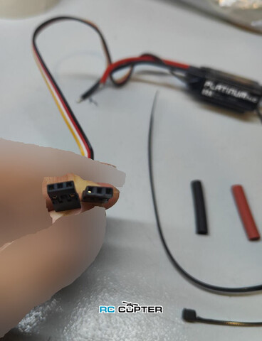ESC регулятор мотора Hobbywing Platinum V4 60A 3-6S с BEC