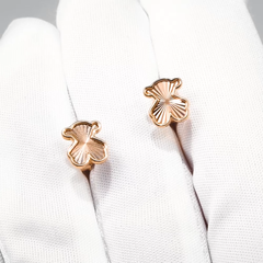 sergi-pusety-mishki-iz-zolota-585-proby-s-almaznymi-granyami-giloshe