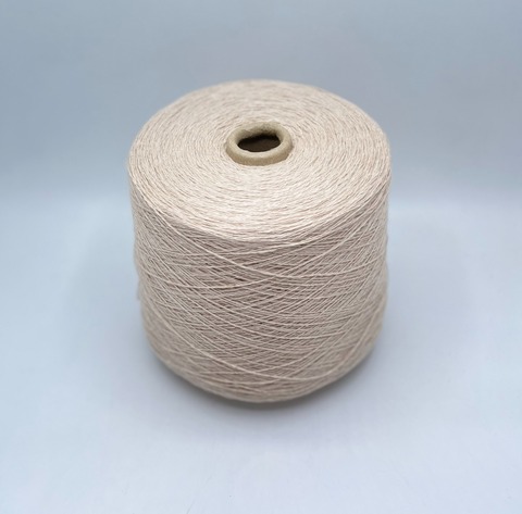 Filcom (пр.Италия), art-Cairo 2/15 750м/100гр. 50%Верблюд, 25%Шелк, 25% Кашемир цвет-Слоновая кость, арт.36184