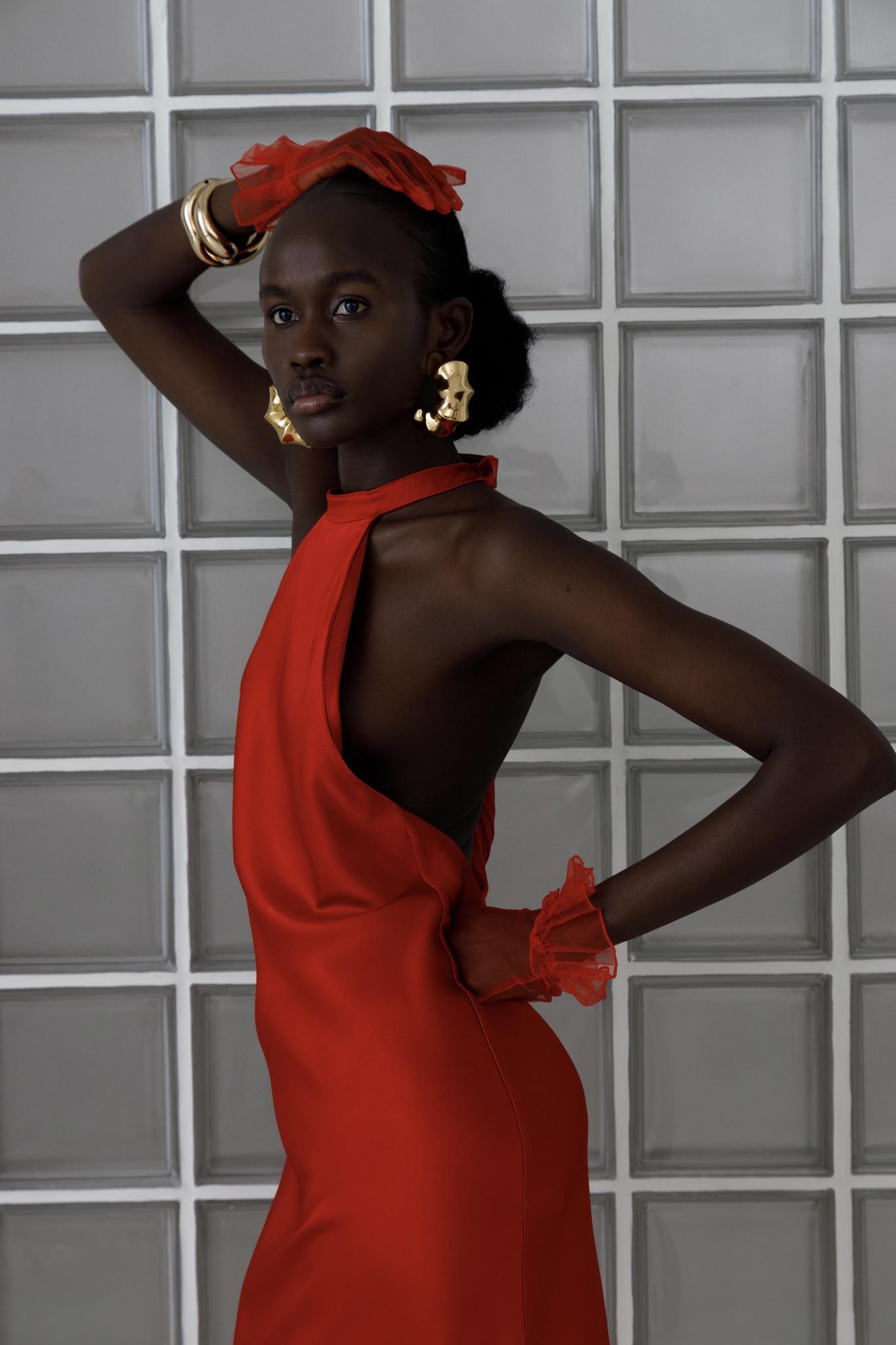 Платье с перекрутом на спине Etrette