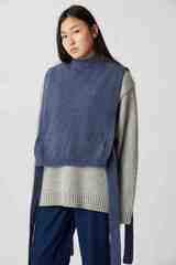 Манишка из шерсти джинсового цвета