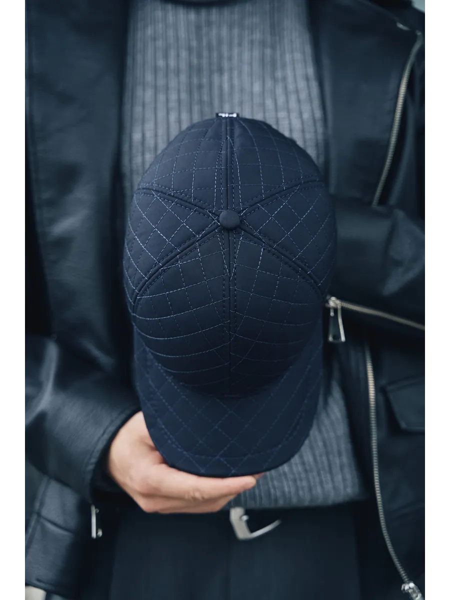 Кепка утепленная с ушками плащевка стеганая