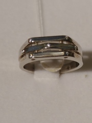 10701068  (кольцо из серебра)