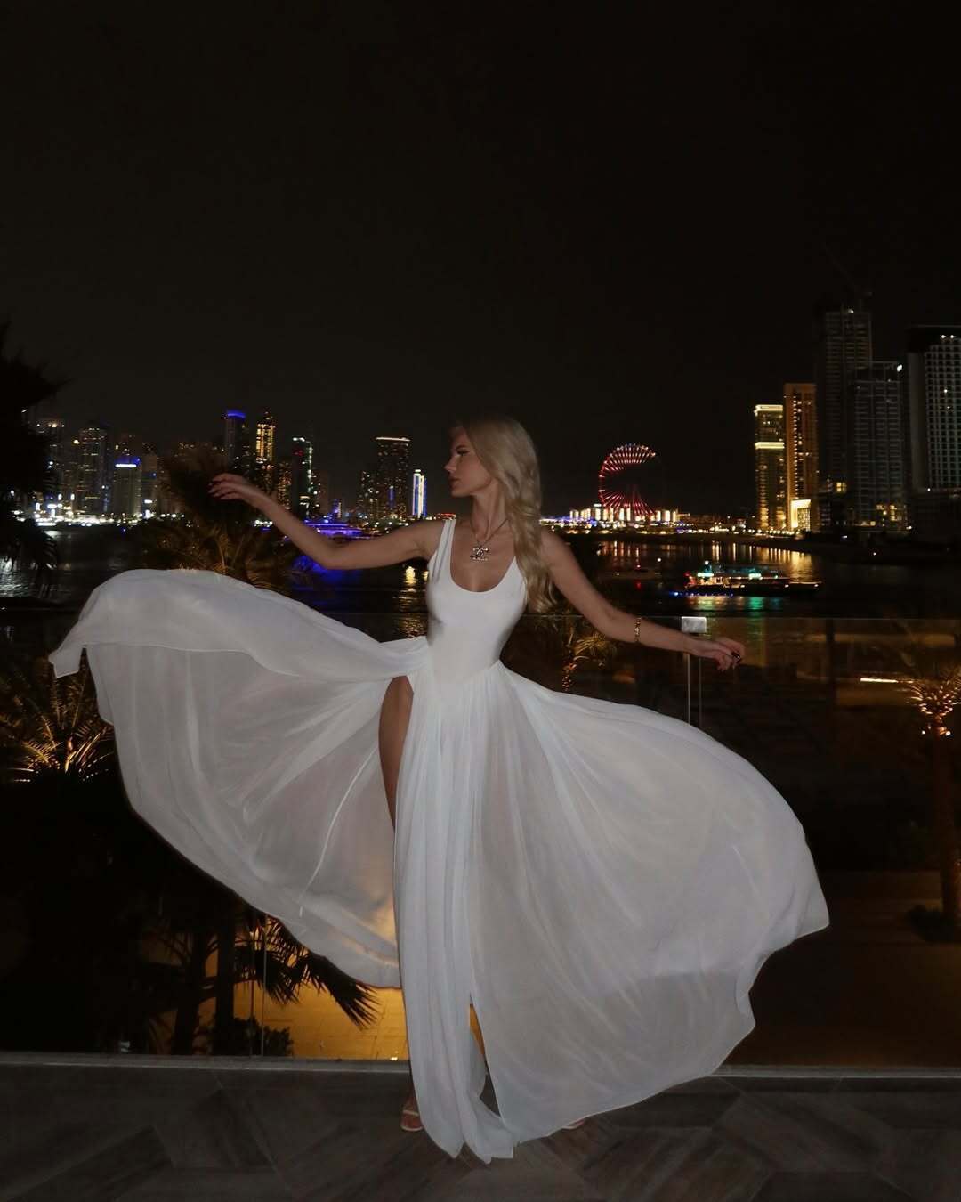 Платье боди белое