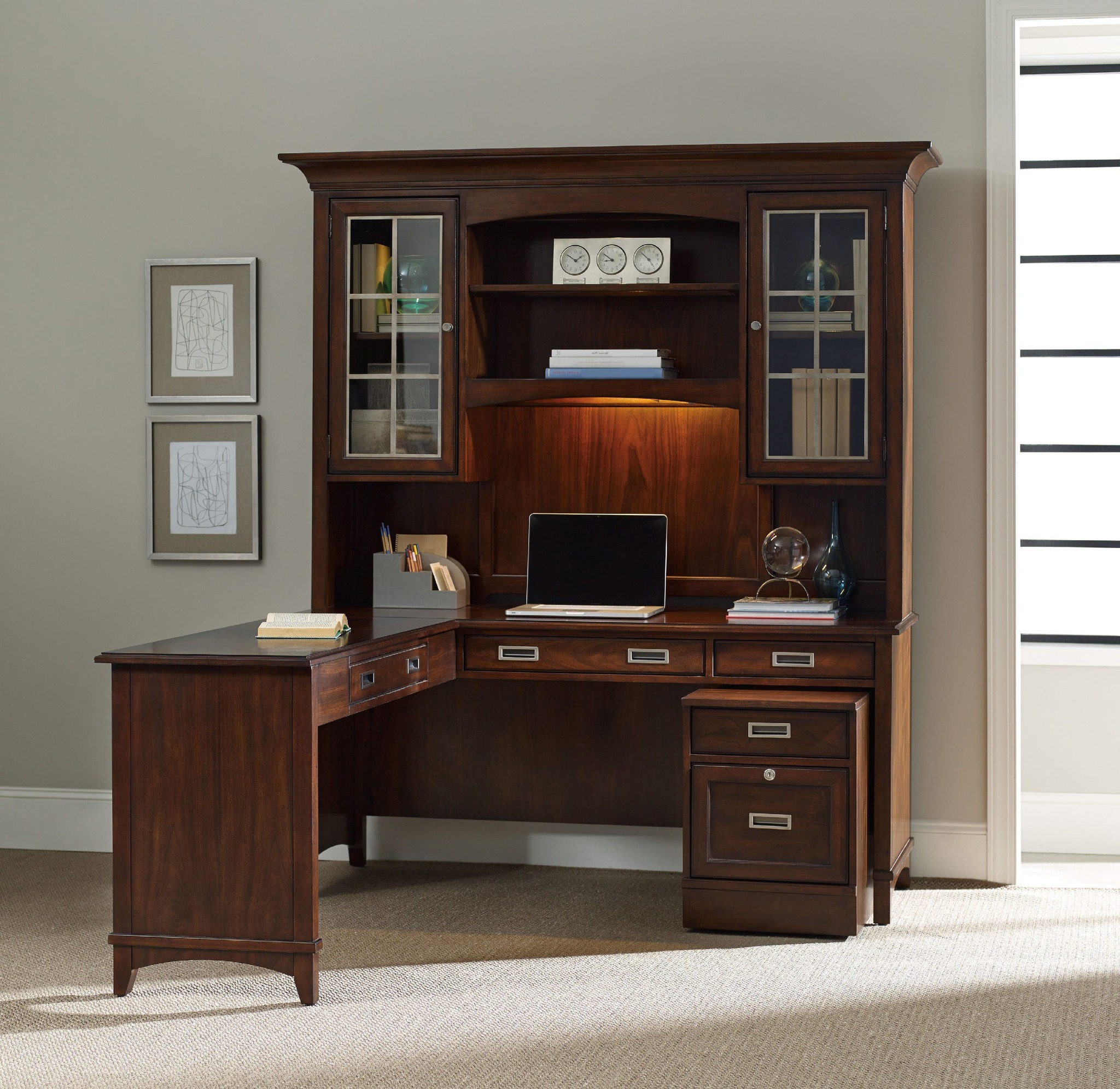 Hooker desk shop and hutch