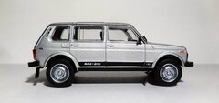 VAZ-2131 Niva 5D Lada 4x4 silver metalic 1:43 DeAgostini Auto Legends New Era #6