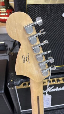 FENDER SQUIER Affinity Stratocaster HSS LRL SVB электрогитара