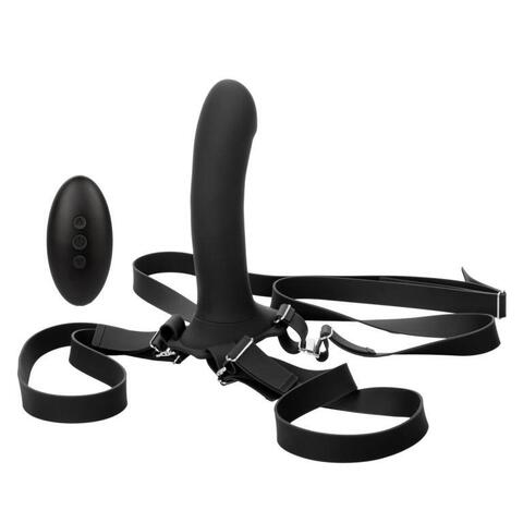 Черный женский страпон с вибрацией Me2 Remote Rumbler - 16,5 см. - California Exotic Novelties Her Royal Harness SE-1566-60-3