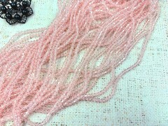 Бусины граненые Биконус стекло на леске, р. 4х4 мм, отверстие 1 мм, ~83 бусины*10 нитей, бледно-розовый