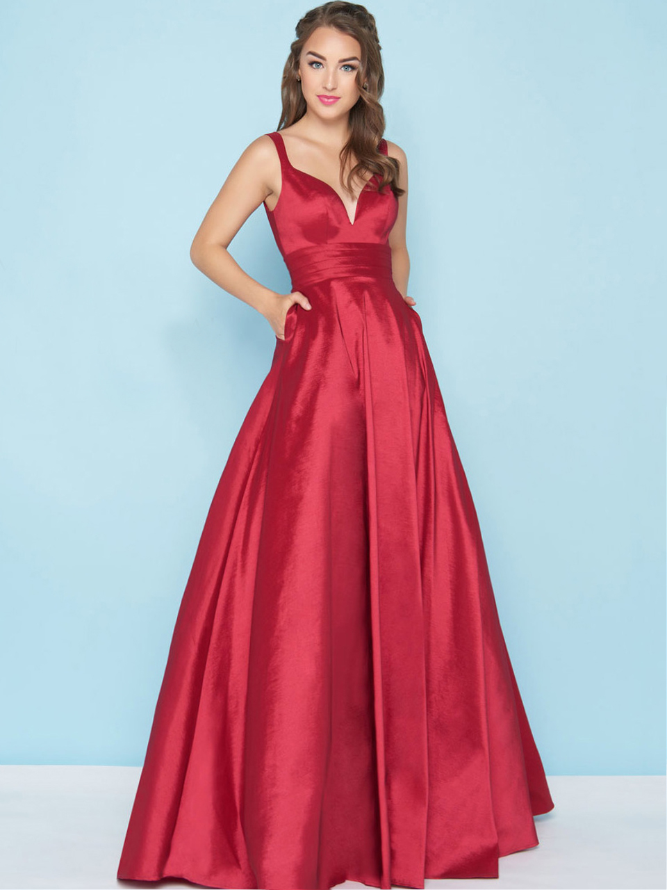 Красное платье в пол с пышной юбкой (63 фото)