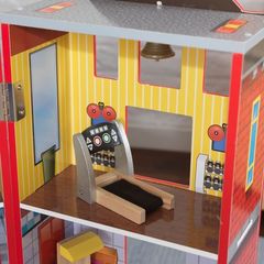 Игровой набор для мальчиков "Здание спасательной службы", 28 эл.