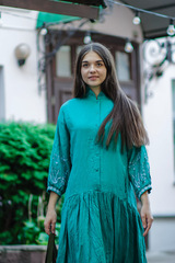 Полюшка. Платье льняное макси асимметричное с вышивкой PL-422569