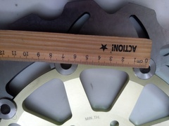 Диск тормозной передний лепестковый на DUCATI, YAMAHA, MOTO GUZZI, CAGIVA