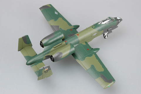 Модель Американский Штурмовик A-10 Thunderbolt II масштаб 1:72