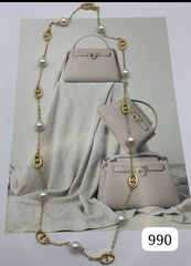 83165-kole-dolly-s-ovalnymi-podveskami-i-zhemchugom-v-stilistike-dior