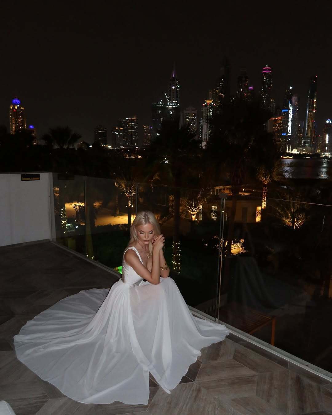 Платье боди белое