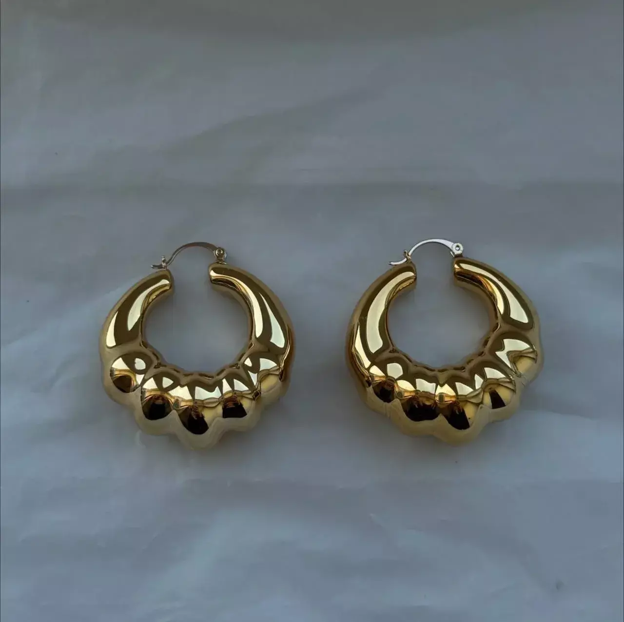 Серьги под золото