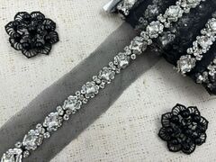 Тесьма декоративная с бусинами и стразами, ш. 5 см, чёрный/прозрачный