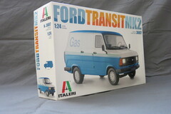 Сборная модель  FORD TRANSIT MK2 italeri 1/24