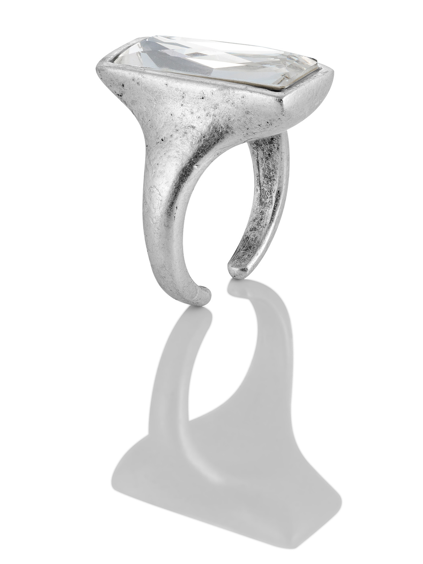 Дизайнерское кольцо с кристаллом Swarovski