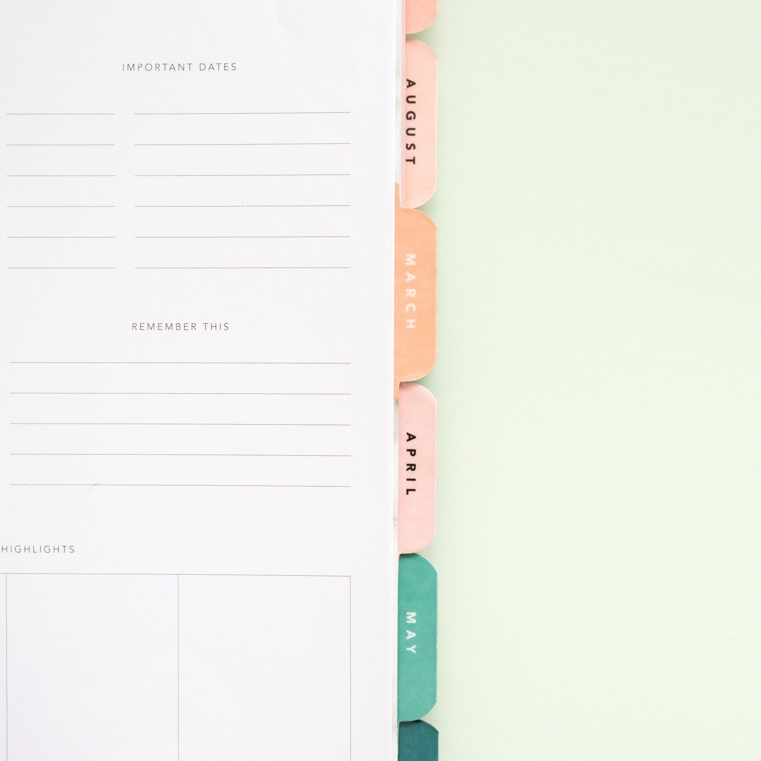 Планер на дисках, не датирован. Maggie Holmes Day-To-Day Undated 12 Month Planner- Golden