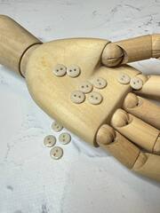 Пуговица пластиковая двухпрокольная (Пластик, 10, Светлый песок)