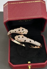 Браслет Пантера-две головы в обсыпке из камней с эмалью, коллекция PANTHERE