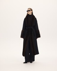 Пальто over с мехом норки