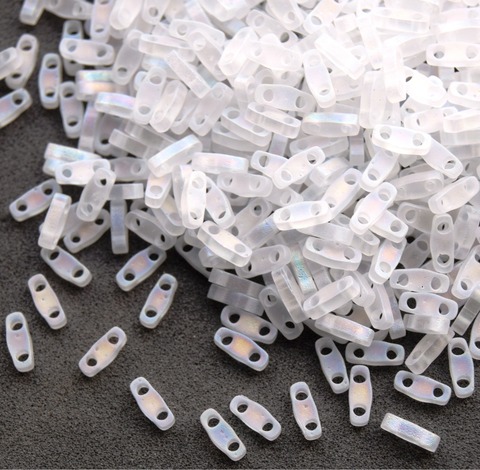 QTL-0131FR Бисер Миюки четверть Тилы Полупрозрачный матовый с радужным отливом/Miyuki quarter Tila Matted crystal AB