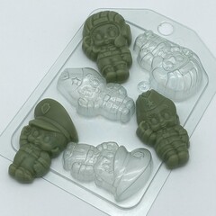 Пластиковая форма для шоколада Малыши военные Мини
