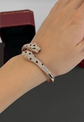 Браслет Пантера-две головы в обсыпке из камней с эмалью, коллекция PANTHERE