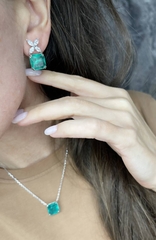 43189- Серьги из серебра с квадратным кварцем цвета параиба