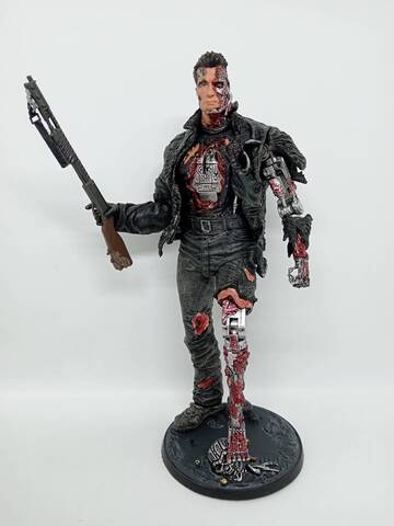 Фигурка T-800 Поврежденный в бою Терминатор 3 Восстание машин