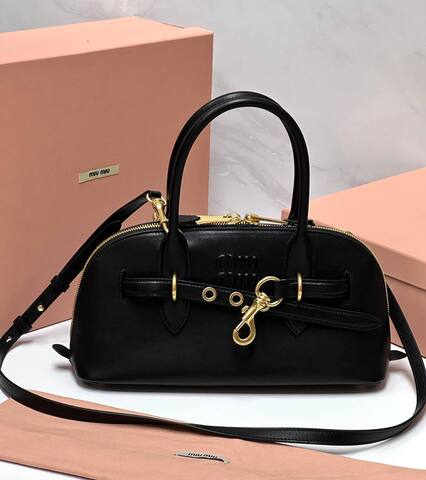 Сумка MIU MIU Aventure, черная