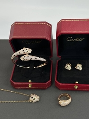 Браслет Пантера-две головы в обсыпке из камней с эмалью, коллекция PANTHERE