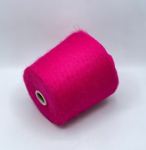 Ilaria Caleziano, Aurora, 1000м, 67% кидмохер, 3% меринос, 30% полиамид, цвет-Фуксия(84/504/483) арт.37413