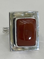 Сердолик  (кольцо из серебра)