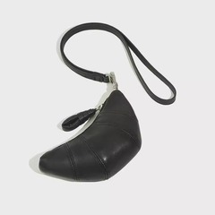 Подвес на сумку круассан B-03